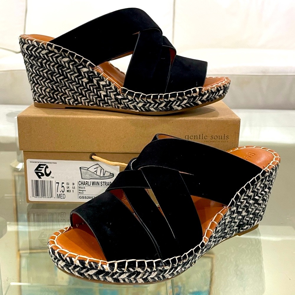 NIB KENNETH COLE black suede Gentle Souls open toe wedge espadrille 7.5 charlie